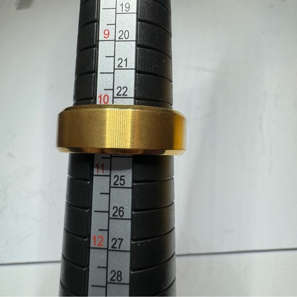 NWT Tungsten 8mm 18K Matte Band - Picture 15 of 16